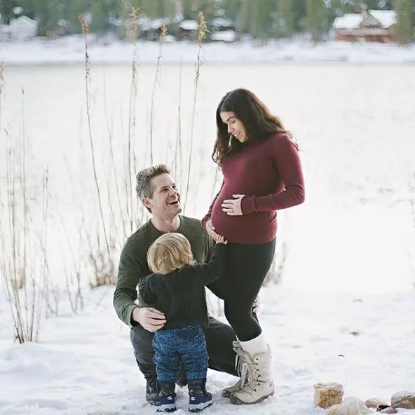 Who Is America Ferrera Husband Wedding Baby Family Details