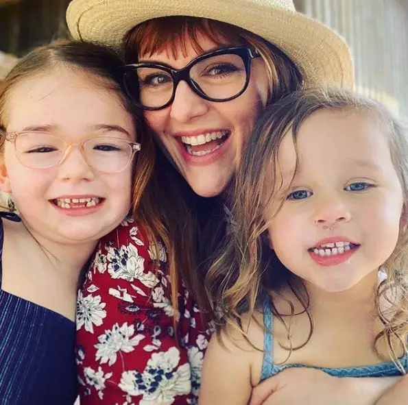 Sara Rue Married Life With Husband, Children, Weight Loss, Net Worth