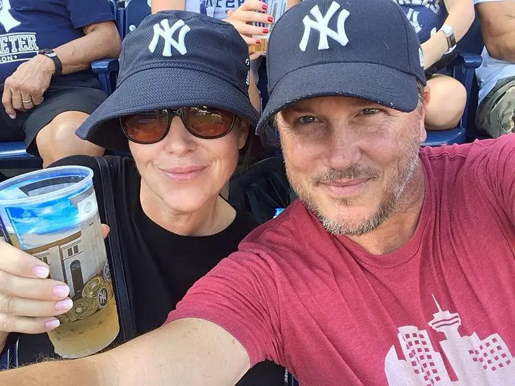 Lochlyn Munro's Life with Wife Plus Net Worth Insights