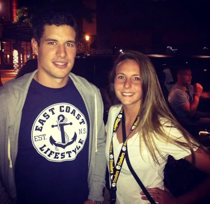 Sidney Crosby [Ice Hockey Player] Married Status, Wife, Gay, Dating